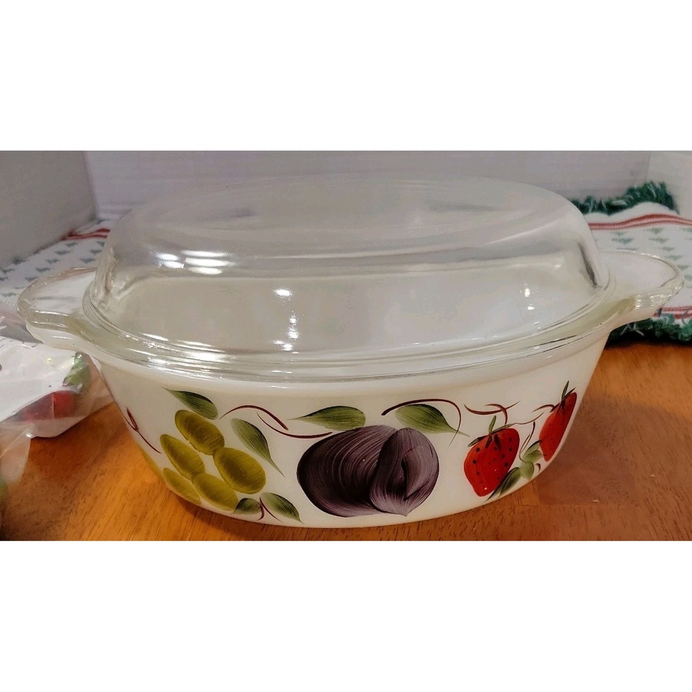 Vtg. Fire King 1.5 qt Casserole Baking Dish  Fruit Pattern